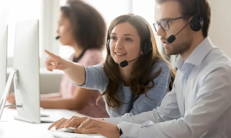 Dedicated Telephone Answering Agents Team
